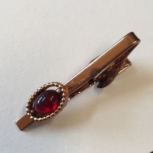 Vintage Copper Color Tie Clip w/ red stone